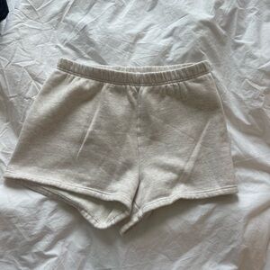 Aritzia sweatshorts